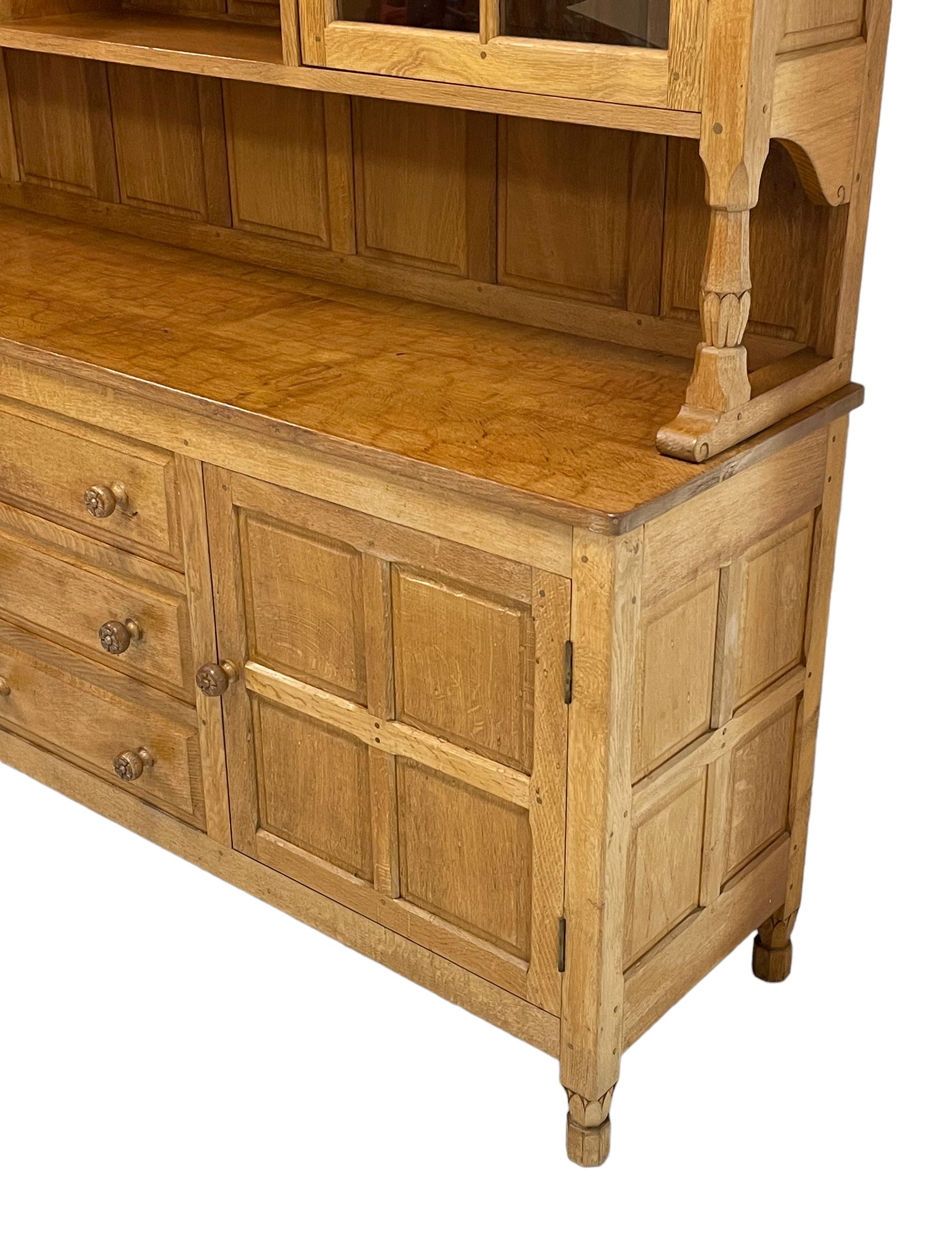 Wrenman - oak dresser - Image 9 of 9