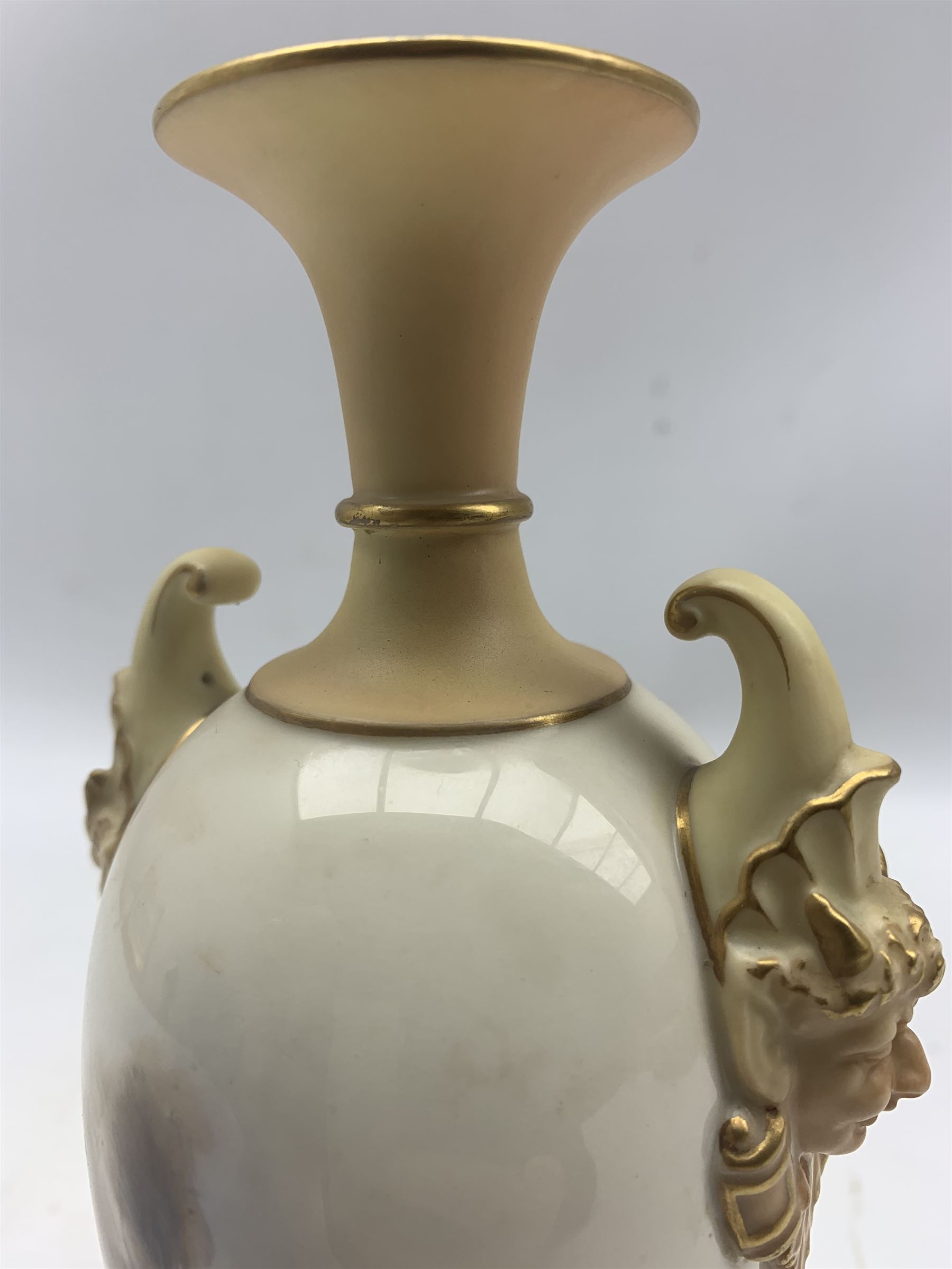 Early 20th century Royal Worcester blush ivory vase by H. A. Stinton - Image 5 of 6