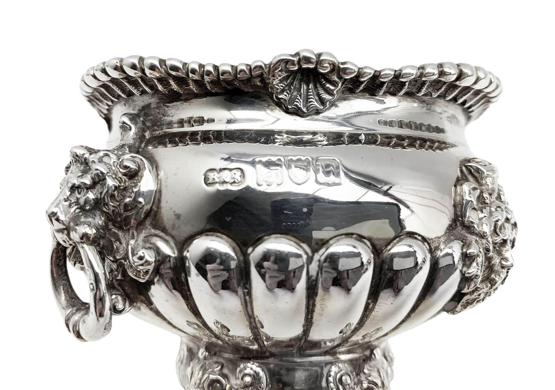 Early 20th century silver double condiment set of circular design with gadrooned borders - Image 4 of 5