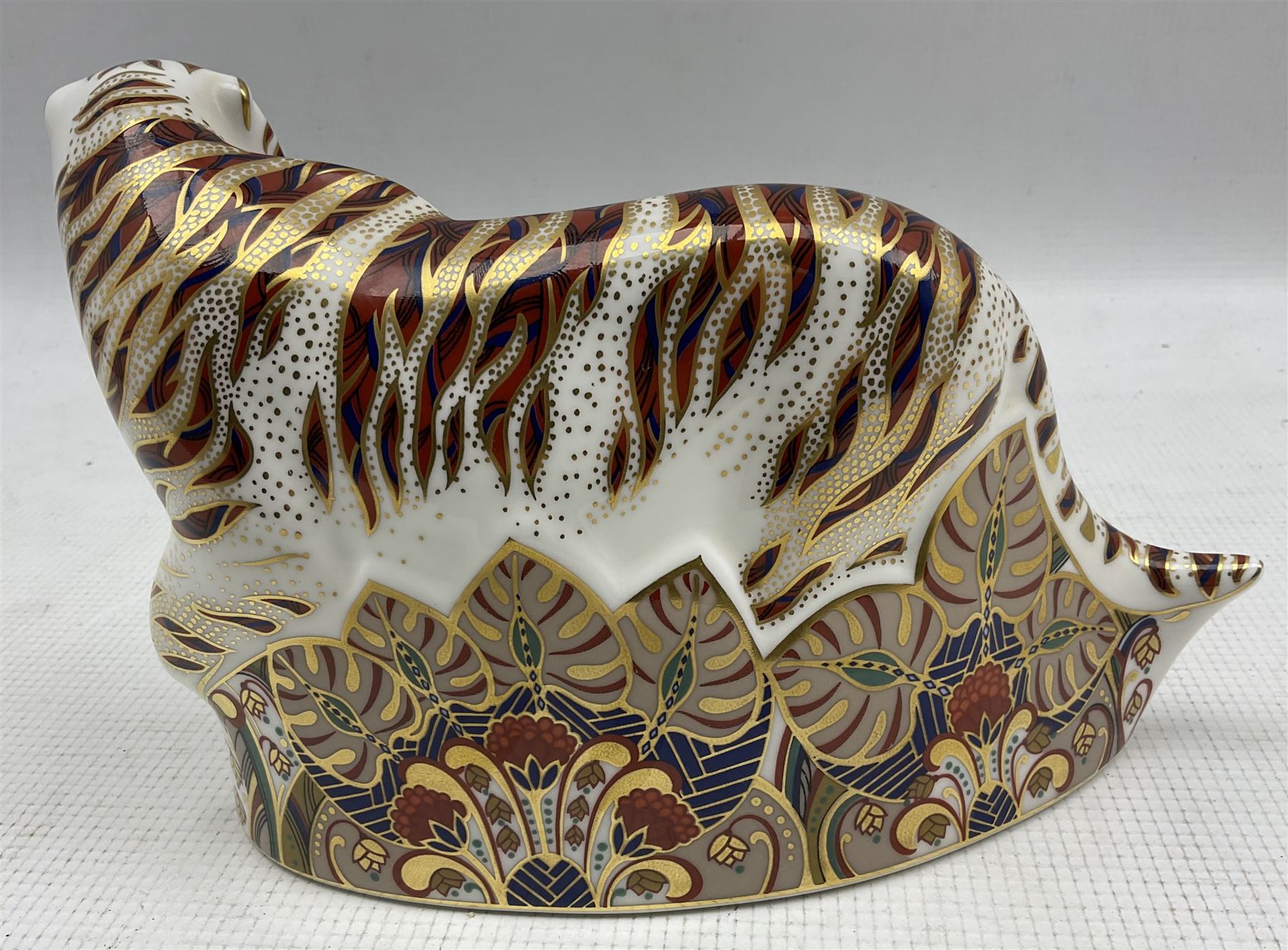 Royal Crown Derby 'Bengal Tiger' paperweight - Image 2 of 3