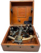 Early 20th century Sextant No13545 in fitted case with countersunk handle