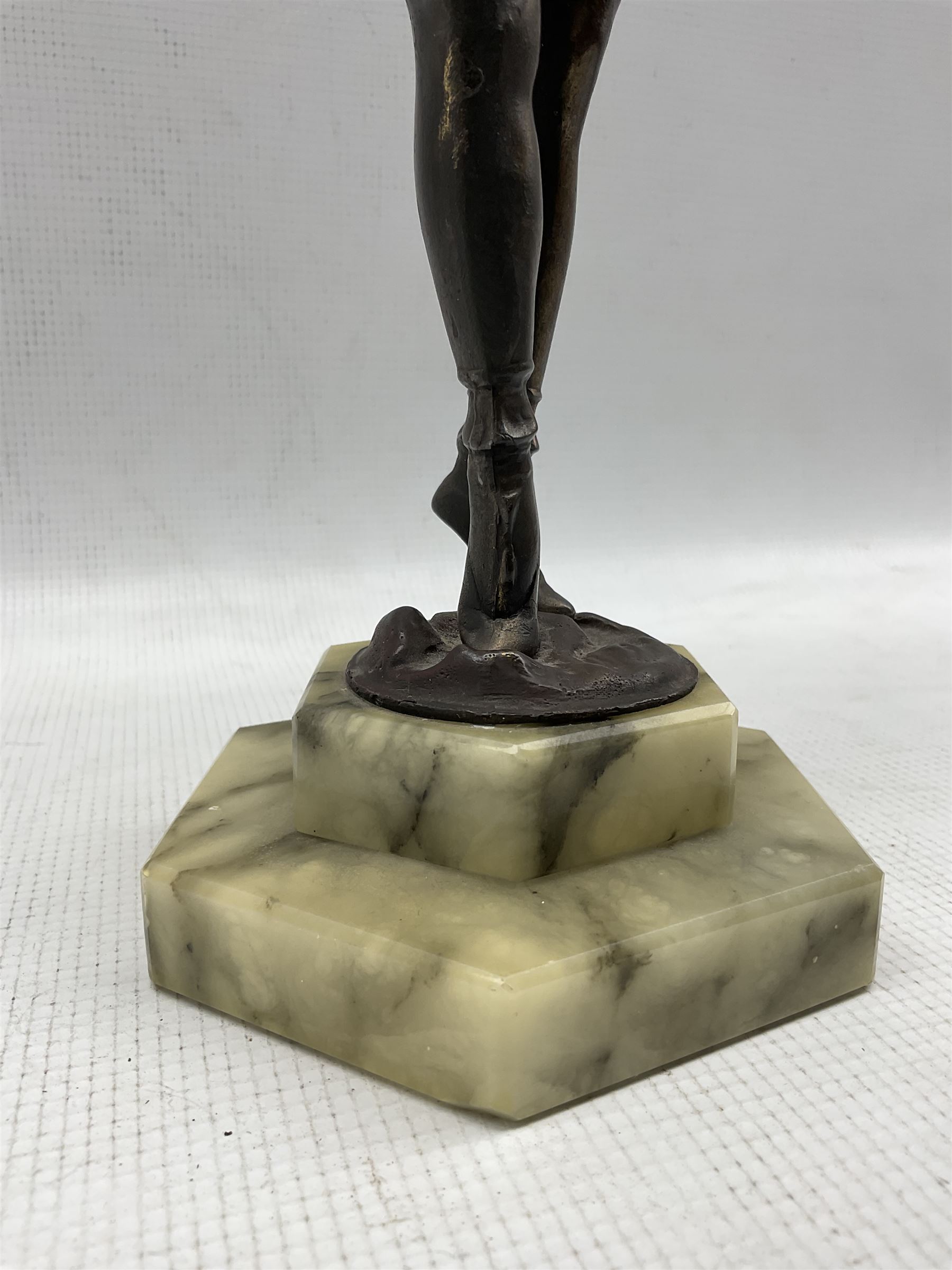 Art Deco style bronzed figure of a clown mounted on an onyx plinth - Image 3 of 3