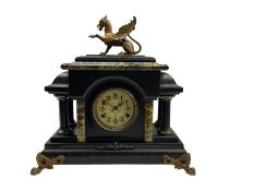 Late 19th century New Haven American mantle clock in a wooden simulated slate and marble case