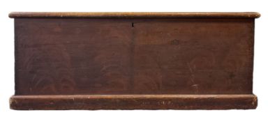 Scumbled pine blanket box