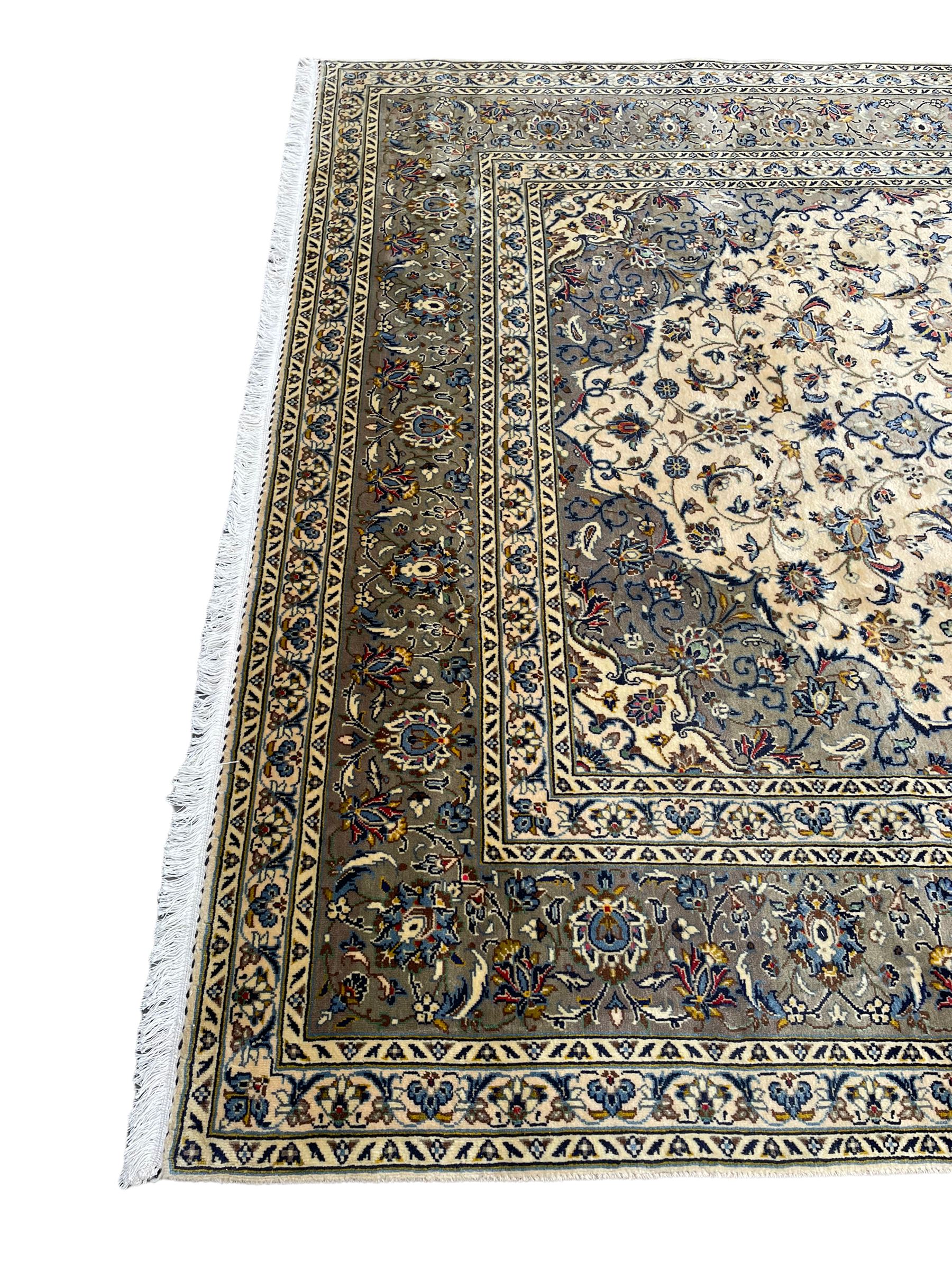 Fine Persian Kashan rug - Bild 4 aus 6