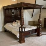 Mid to late 20th century mahogany 5' Kingsize four poster bed