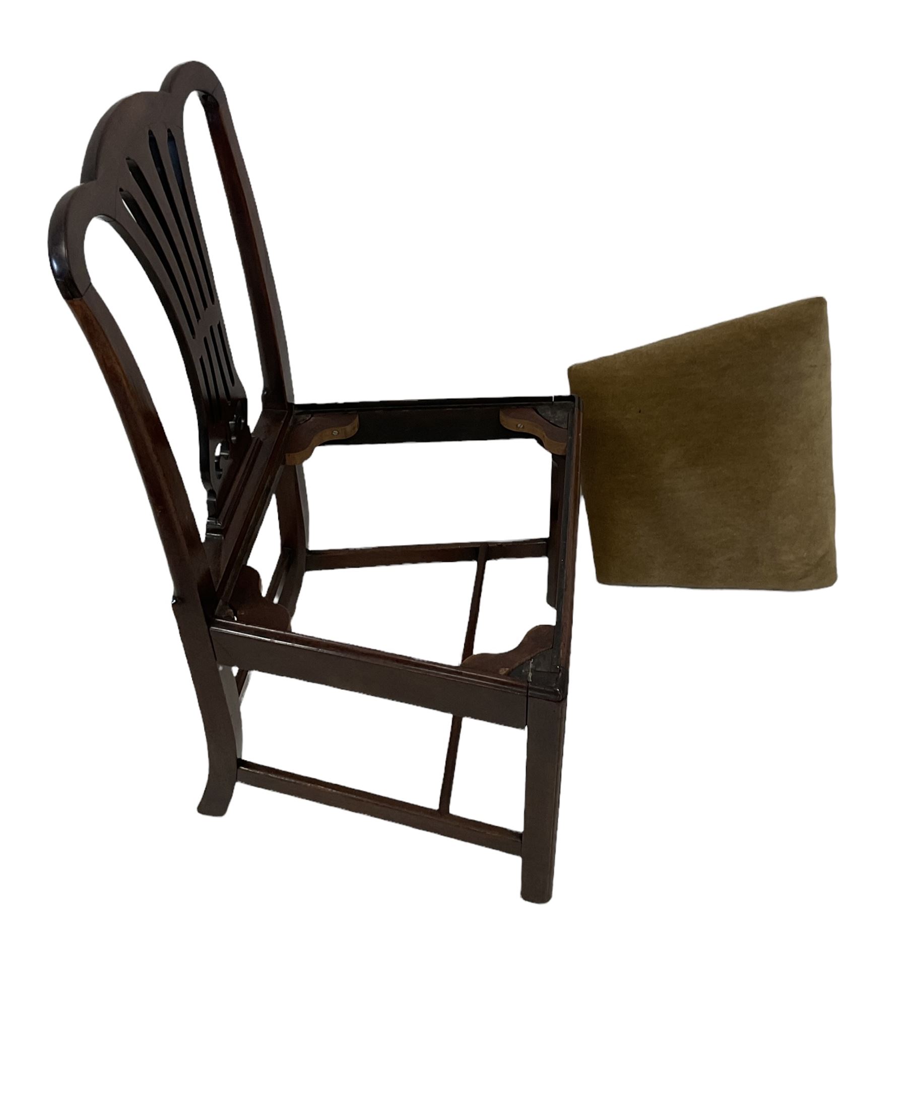 Set five George III mahogany dining chairs - Image 4 of 4