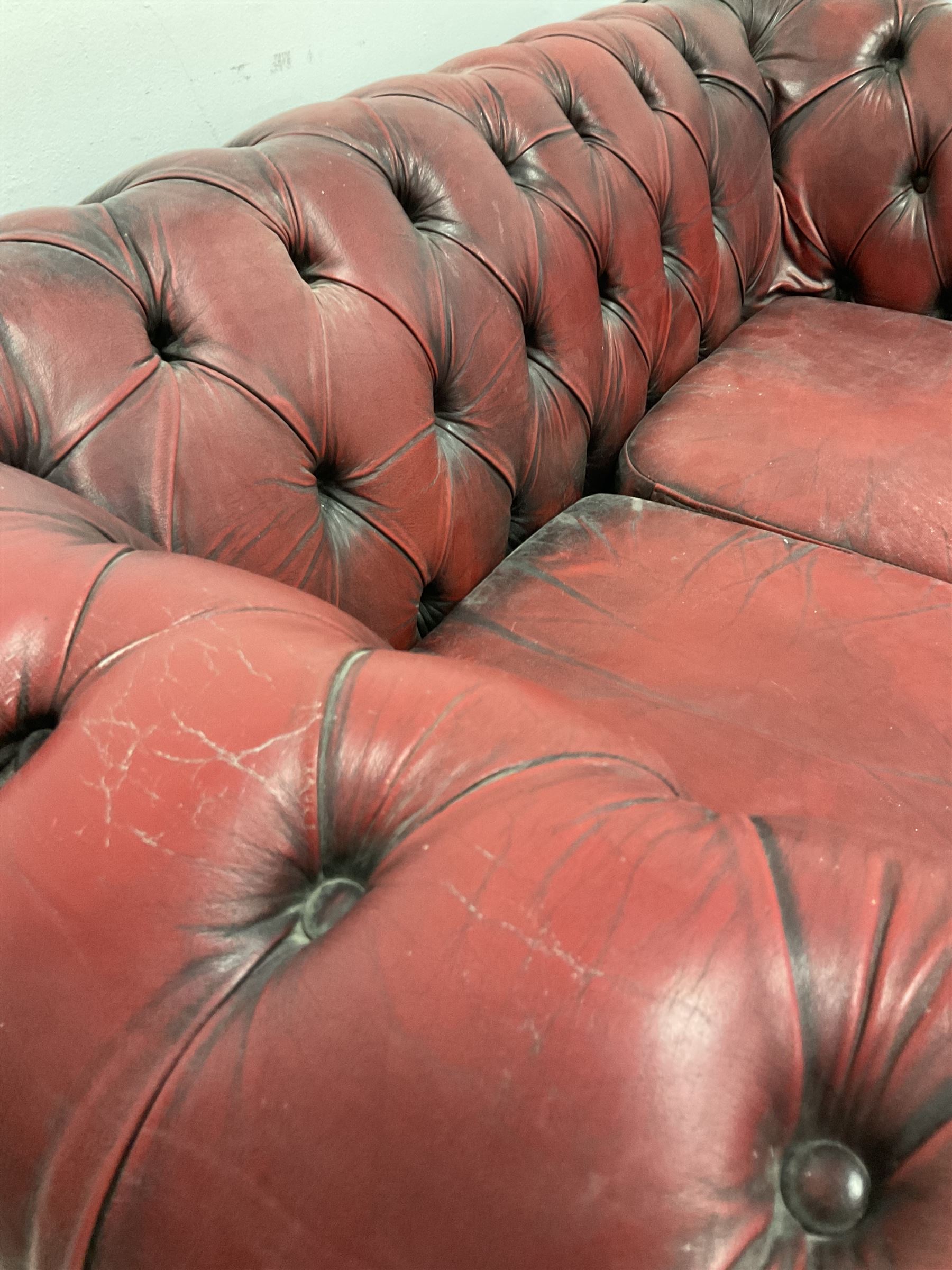 Two seat Chesterfield sofa upholstered in buttoned red leather - Image 3 of 4
