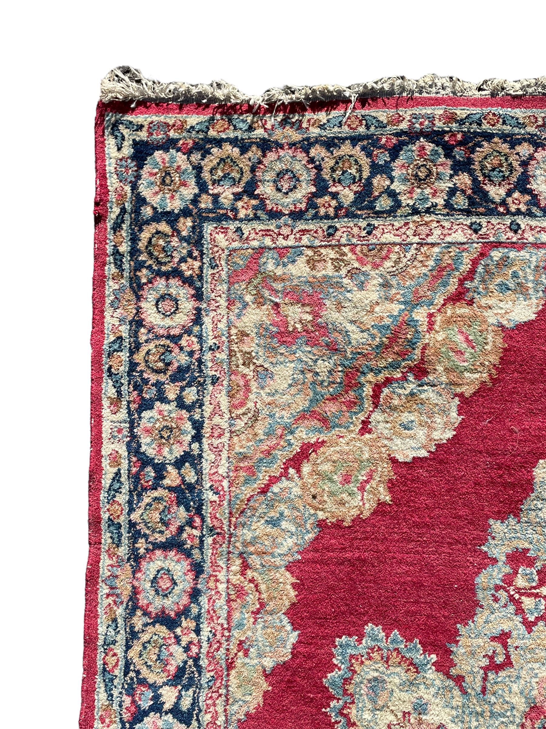 Small Persian red ground rug - Image 5 of 6