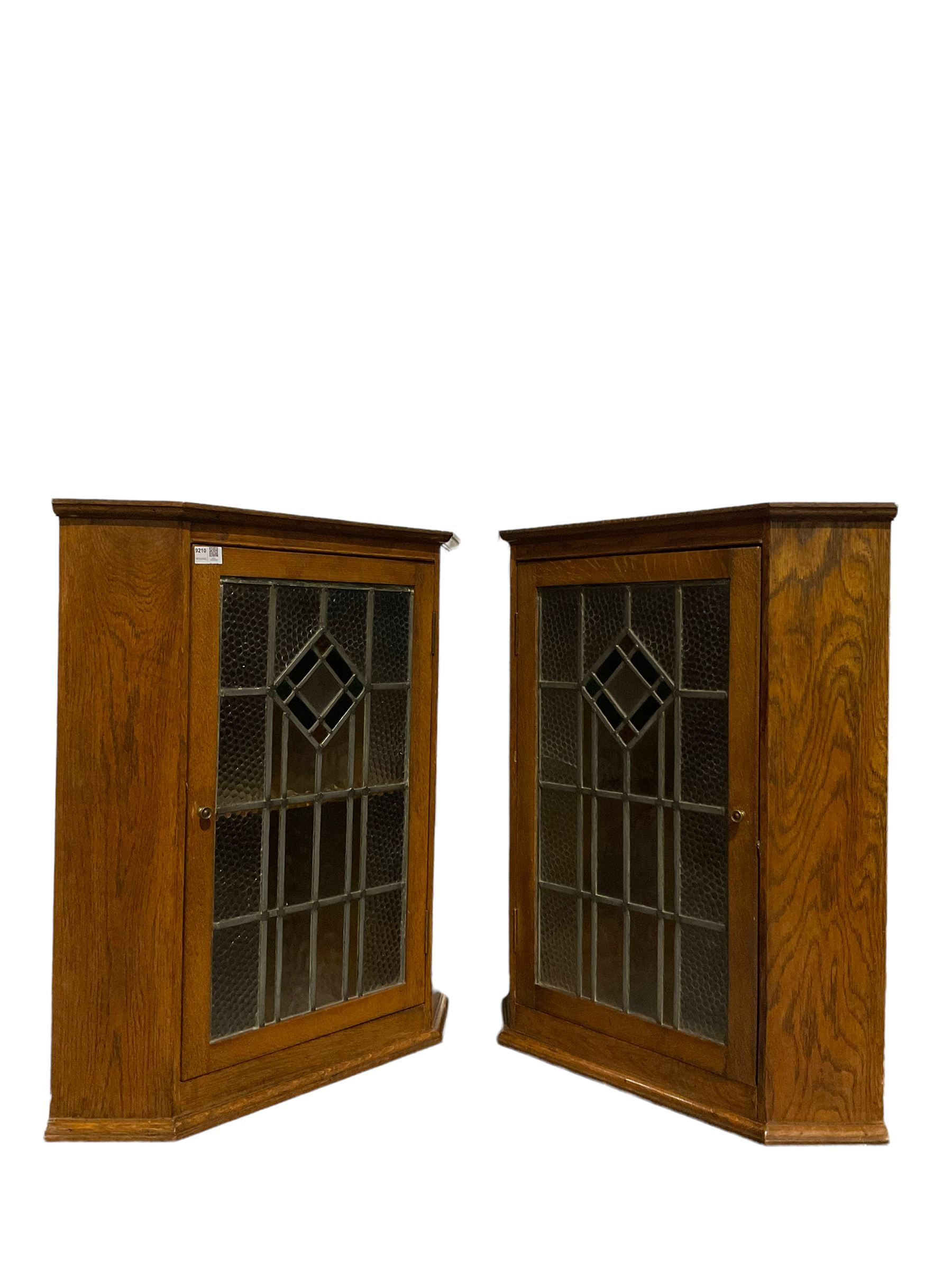 Pair oak corner cabinets - Image 2 of 2