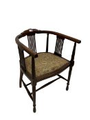 Victorian hall chair and mahogany tripod table
