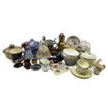 .Quantity of porcelain including Newhall Diana tea set