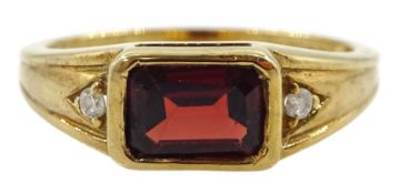 9ct gold three stone emerald cut garnet and diamond ring