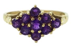 9ct gold amethyst cluster ring