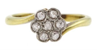 Early 20th century gold old cut diamond flower head cluster ring