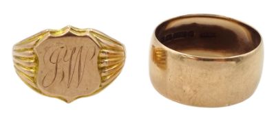 Early 20th century gold shield design signet ring