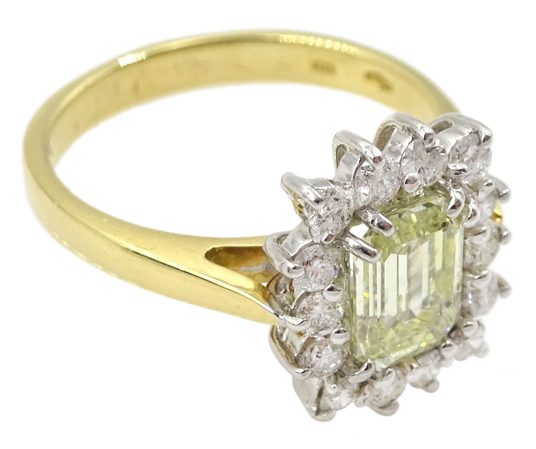 18ct gold emerald cut fancy yellow diamond and round brilliant cut diamond cluster ring - Image 3 of 4