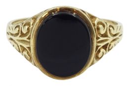 9ct gold black onyx signet ring