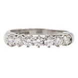 18ct white gold seven stone round brilliant cut diamond ring