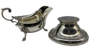 Silver circular capstan inkwell with hinged lid engraved with initials H6cm Birmingham 1924 Maker De