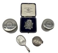 Edwardian circular silver vesta by Charles Lyster & Son