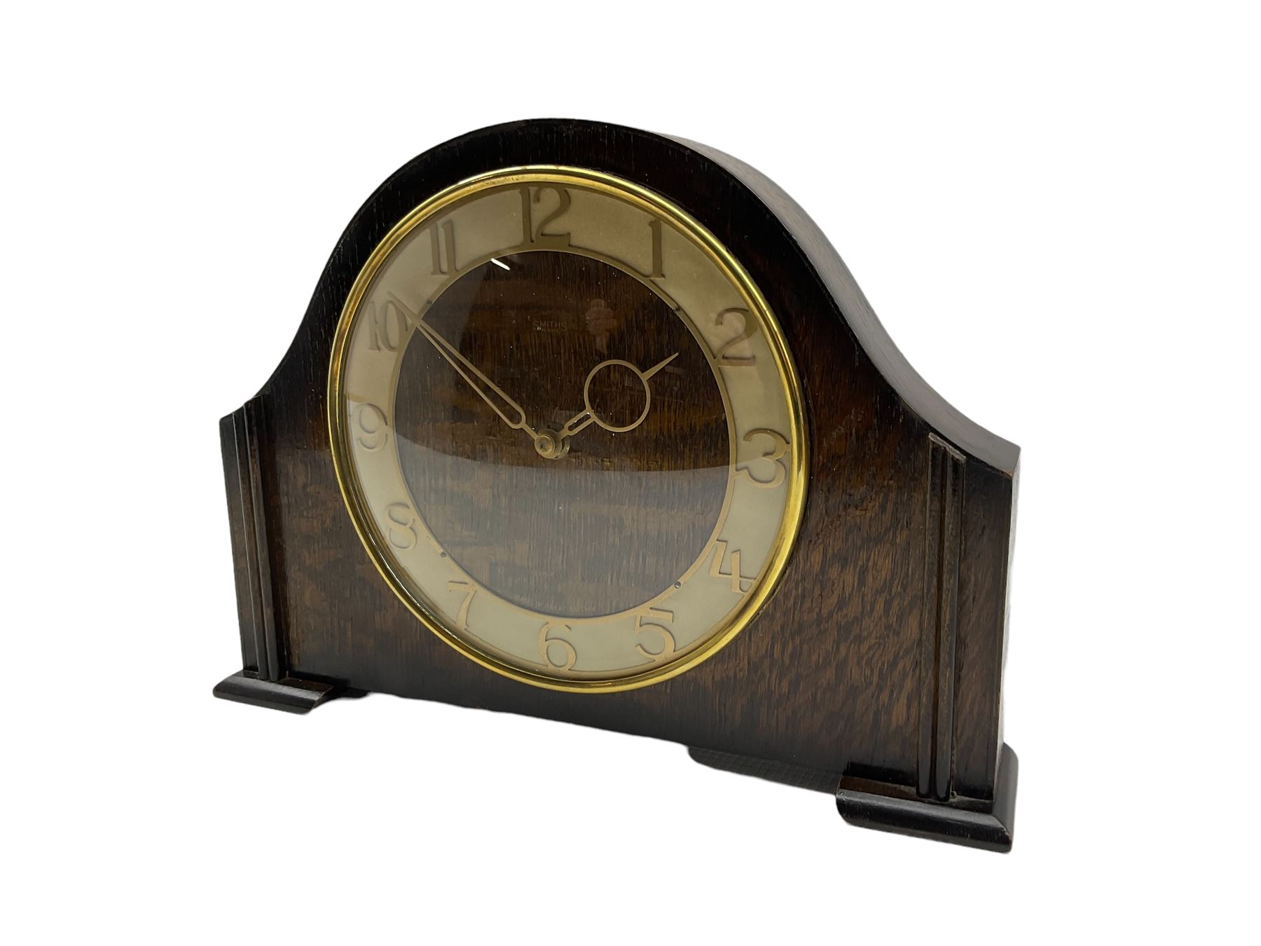 Smiths oak cased 1960's mantle clock with gilt Arabic numerals and baton hands - Image 2 of 3