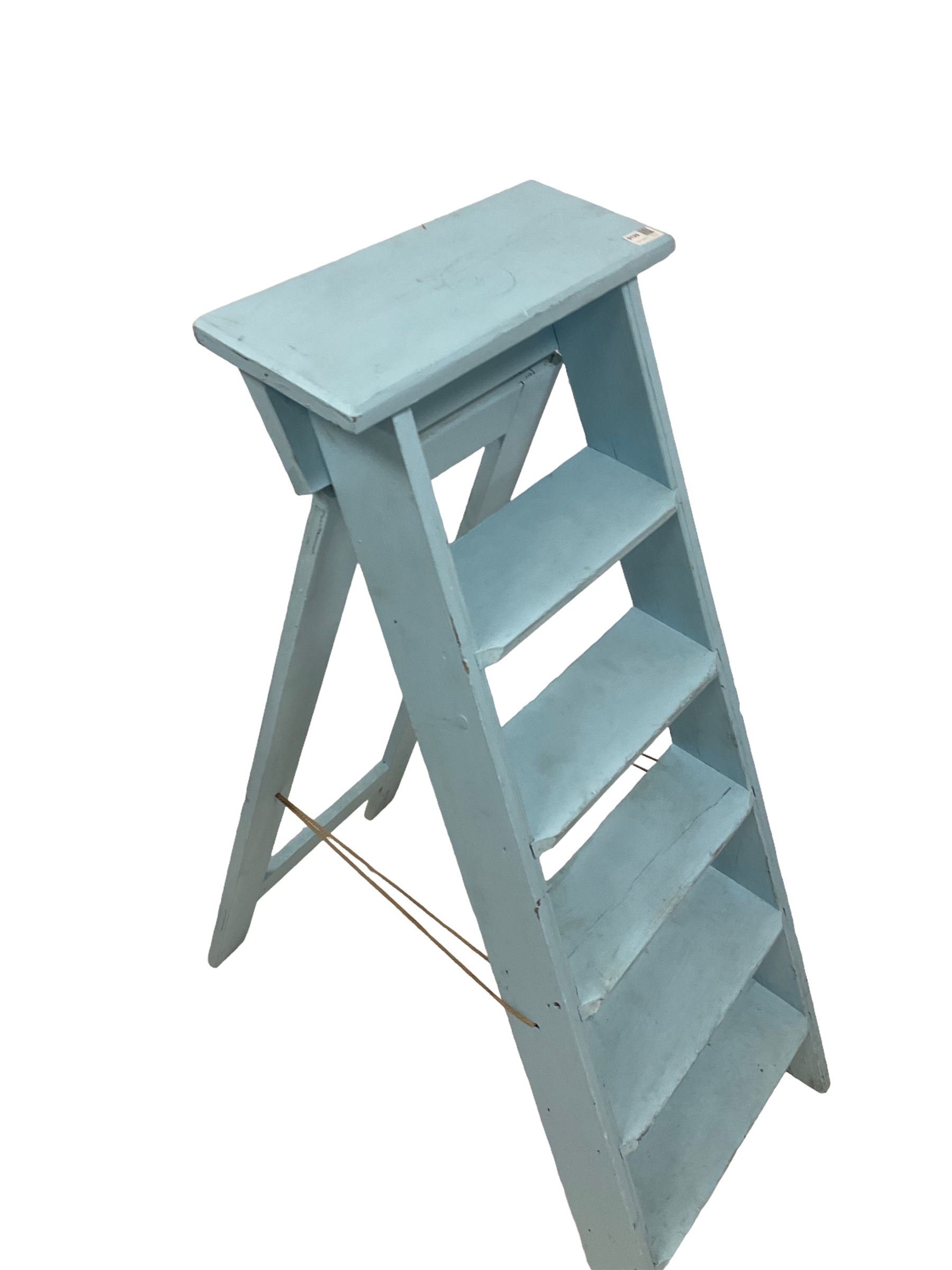 Blue painted set of step ladders - Image 2 of 2