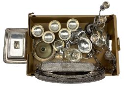 Quantity of plated ware including entree dish