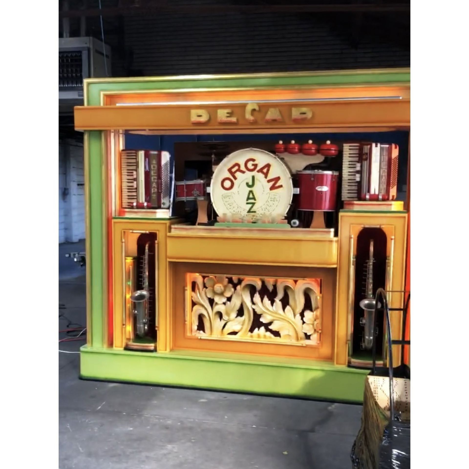 Decap 72-key Dance Organ with 50 Music Books - Image 2 of 6