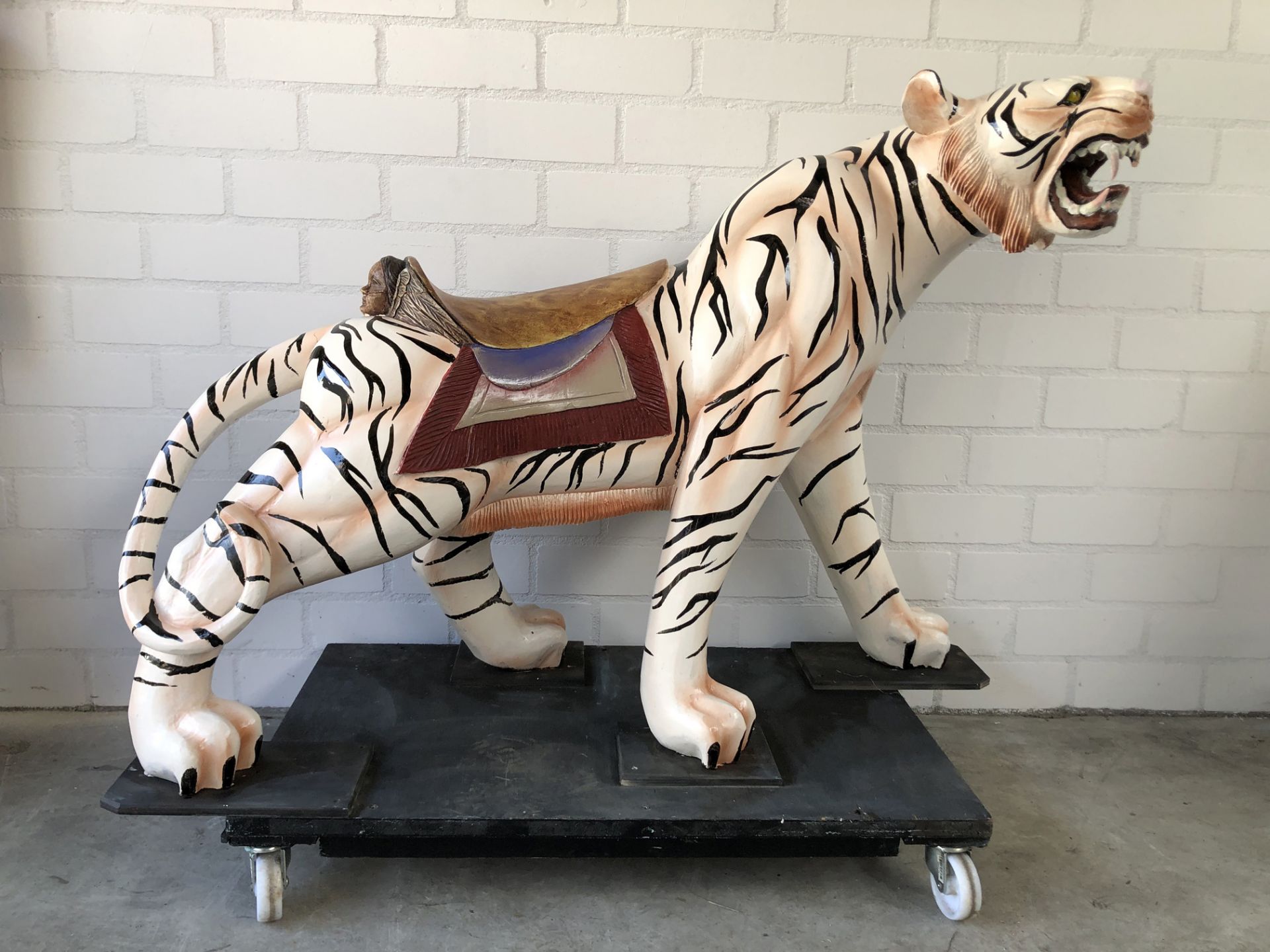 Wooden Carousel Tiger Figure - Bild 2 aus 5