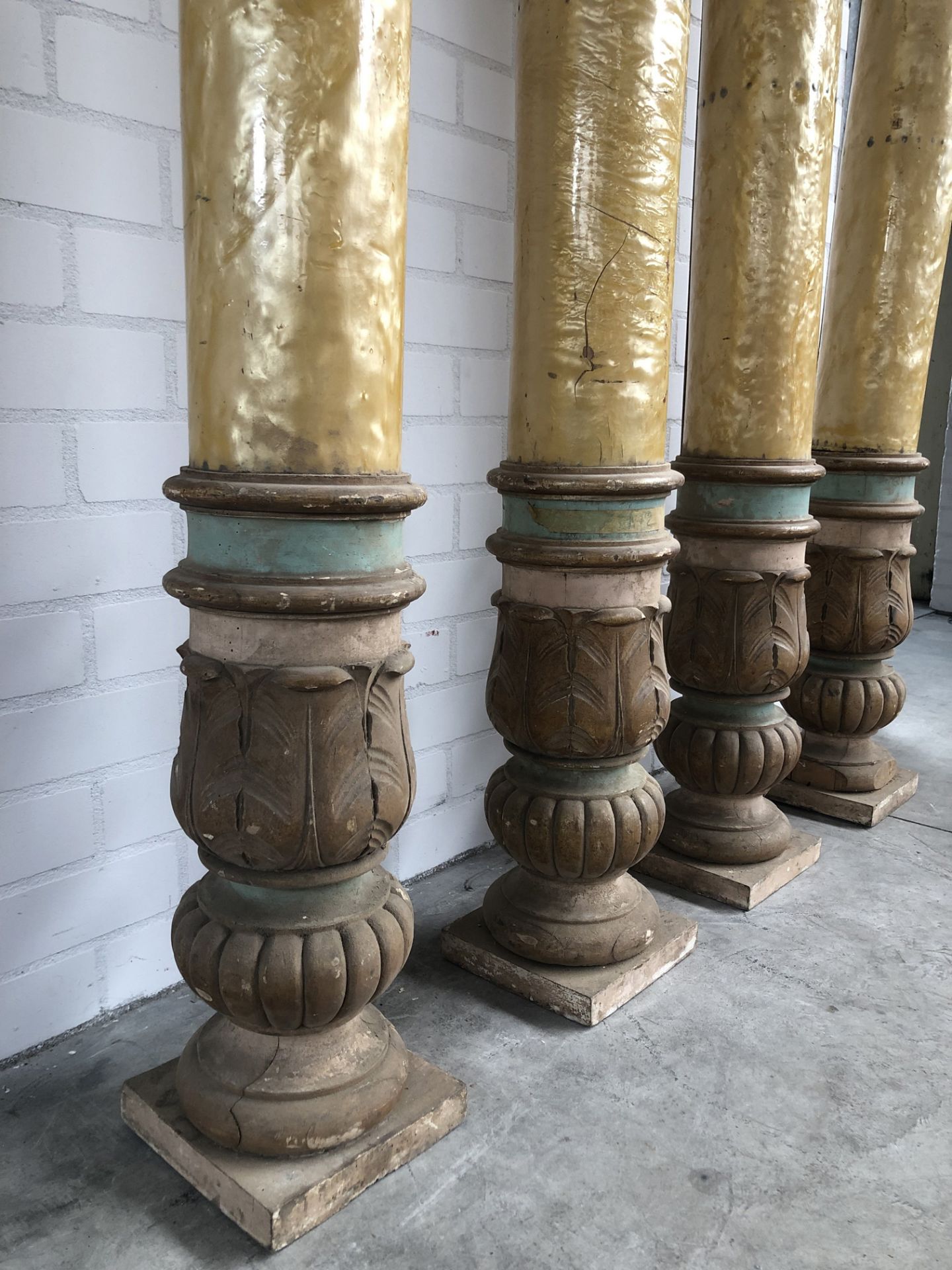 Set of 4 Wooden Pillars from a Carousel or an Organ - Image 5 of 6