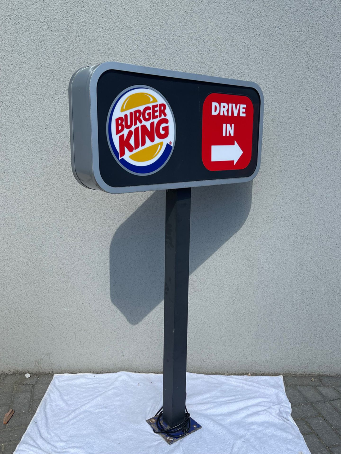 German Burger King Drive In Light-Up Sign  - Image 2 of 11