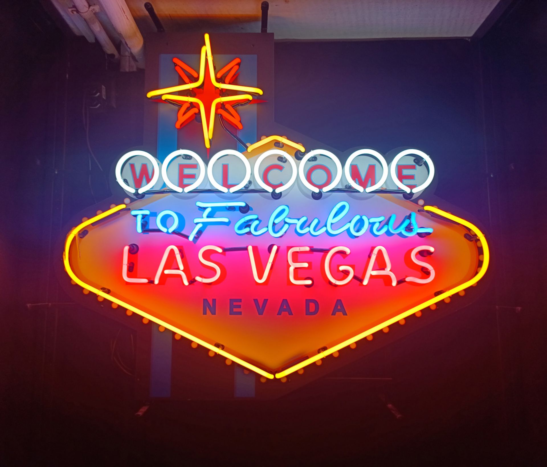 New Large Welcome To Fabulous Las Vegas Neon Sign with Backplate