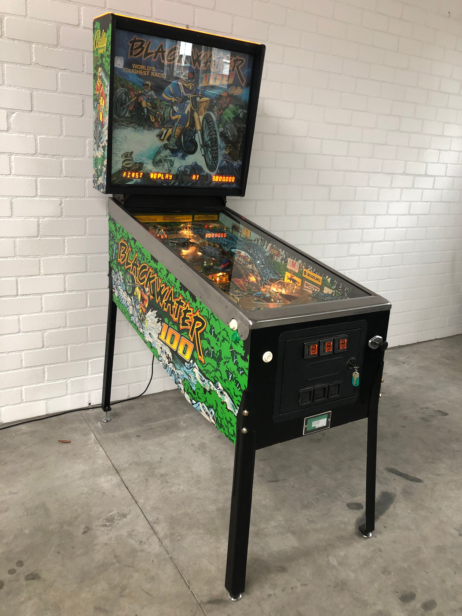 1988 Bally Midway Blackwater 100 Pinball Machine