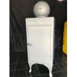 1931 G.E. Refrigerator in Metalic Matt Gray Color