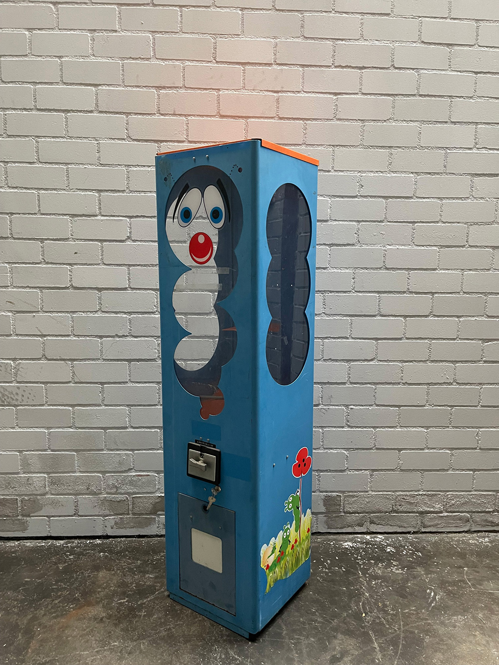 Somec Italian Toy Vending Machine  - Image 2 of 10