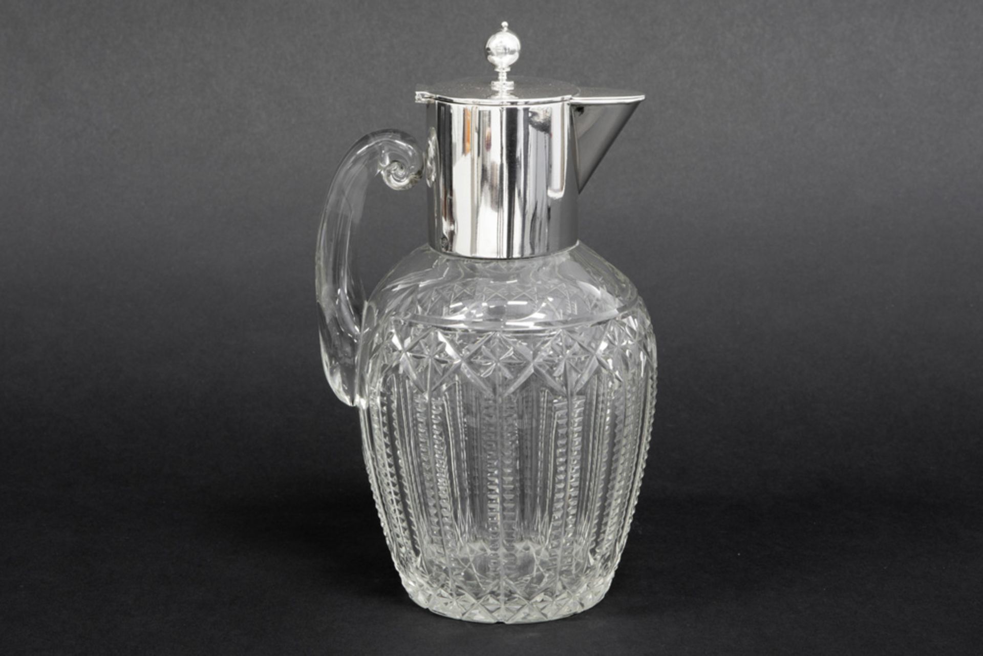 antique Dutch decanter in crystal and marked silver || Antieke Nederlandse karaf met greep in - Image 2 of 4