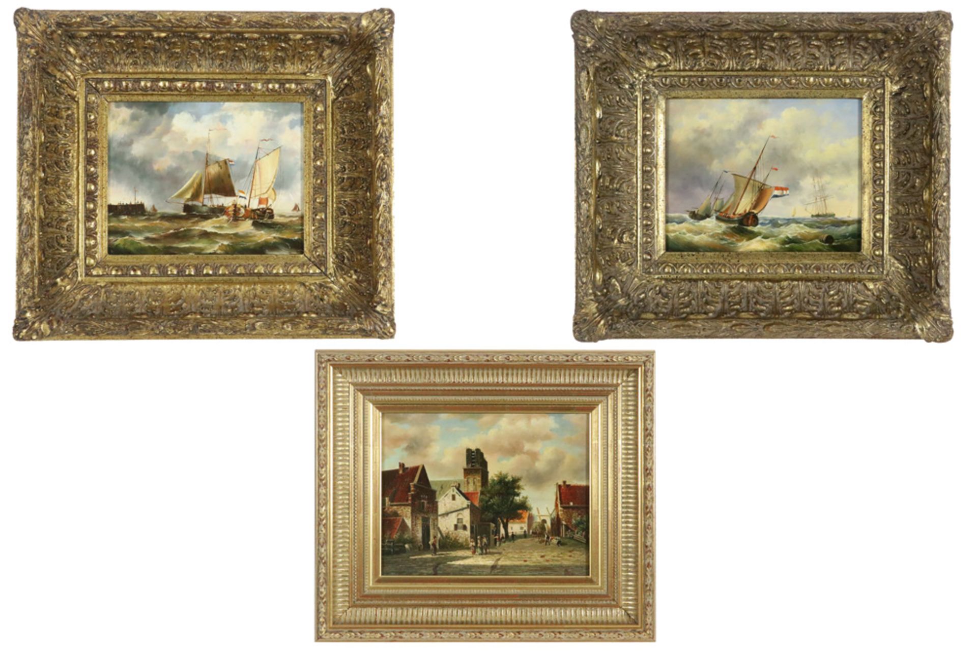 three 20th Cent. oil on panel || Lot van drie olieverfschilderijen op paneel : twee marines en een