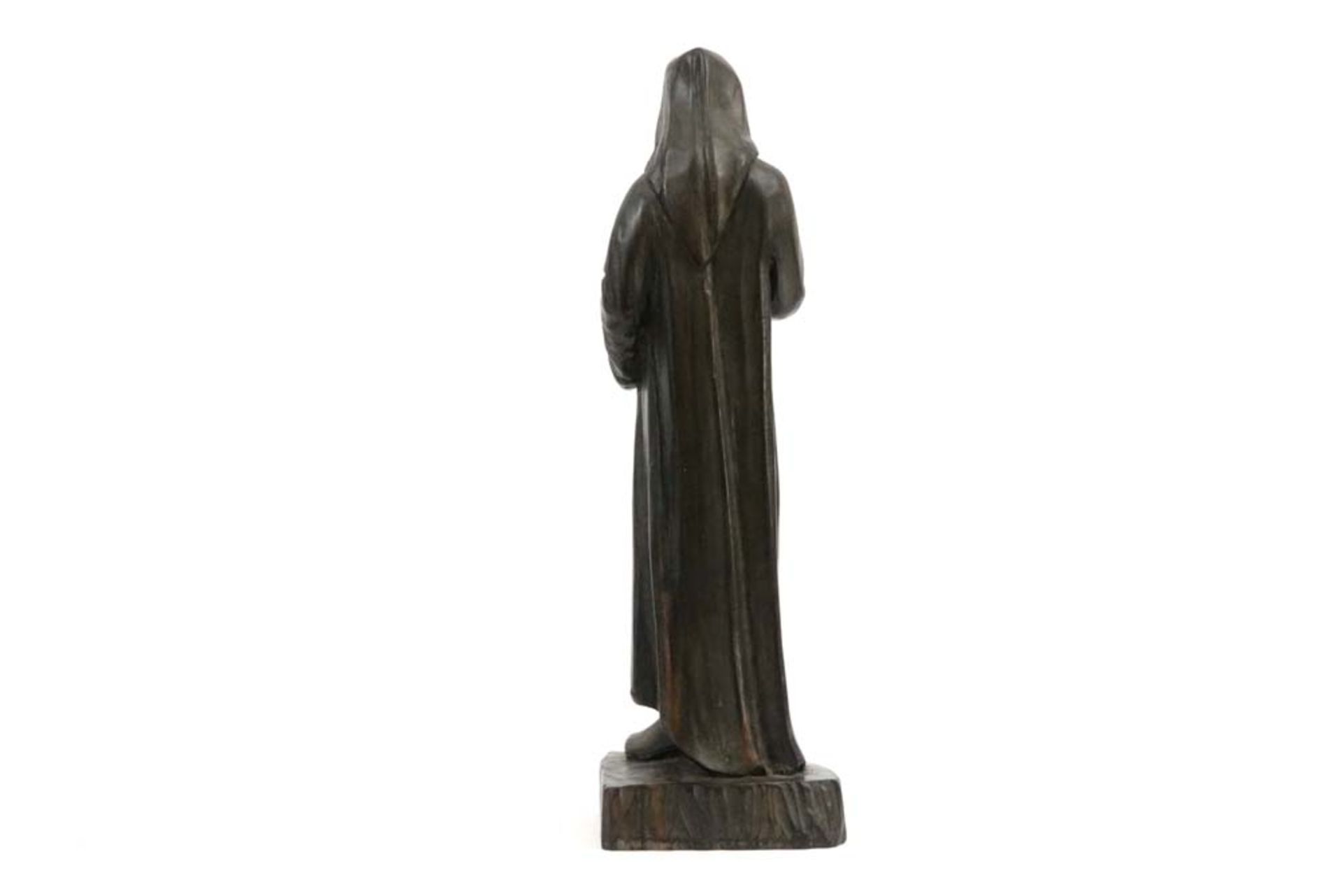 20th Cent. Belgian sculpture in wood and ivory - signed Gaston Dobbelaere and dated 1947 || - Bild 3 aus 4
