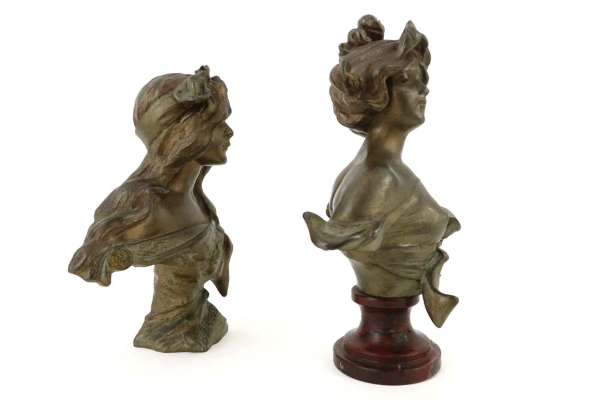 two Emmanuel Villanis Art Nouveau sculptures - signed || VILLANIS EMMANUEL (1858 - 1914) twee Art - Bild 2 aus 7