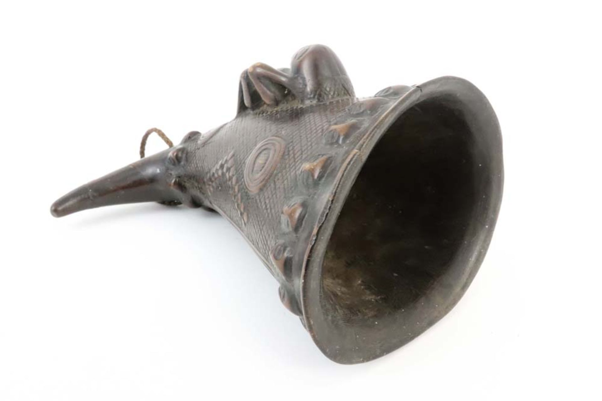 old Congolese royal Kuba wine horn with typical ornamentation || AFRIKA - KONGO oude koninklijke - Bild 2 aus 4