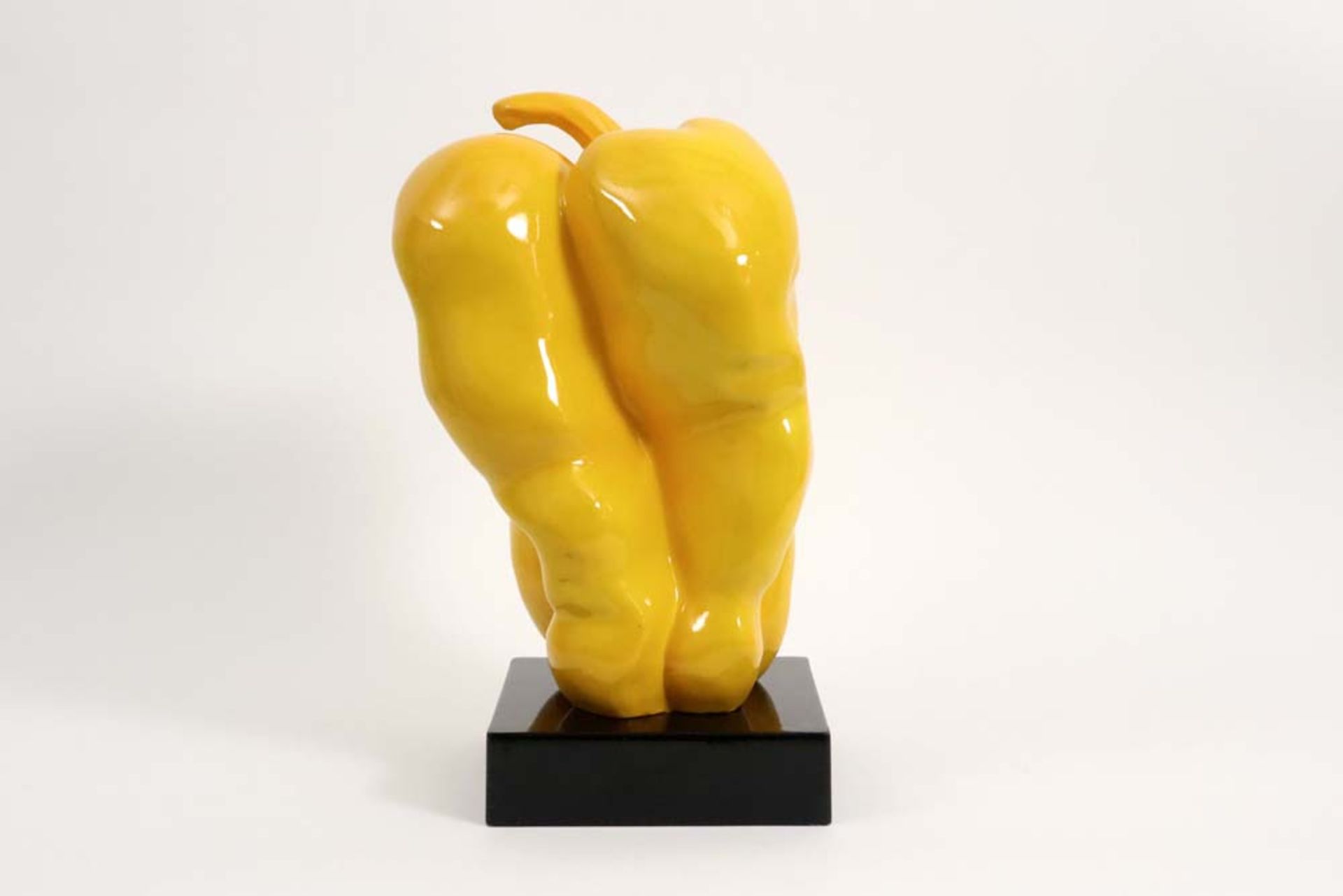 20th Cent. unsigned Pop Art style sculpture in resin || 20ste eeuwse niet getekende "Pop Art" - Bild 3 aus 3