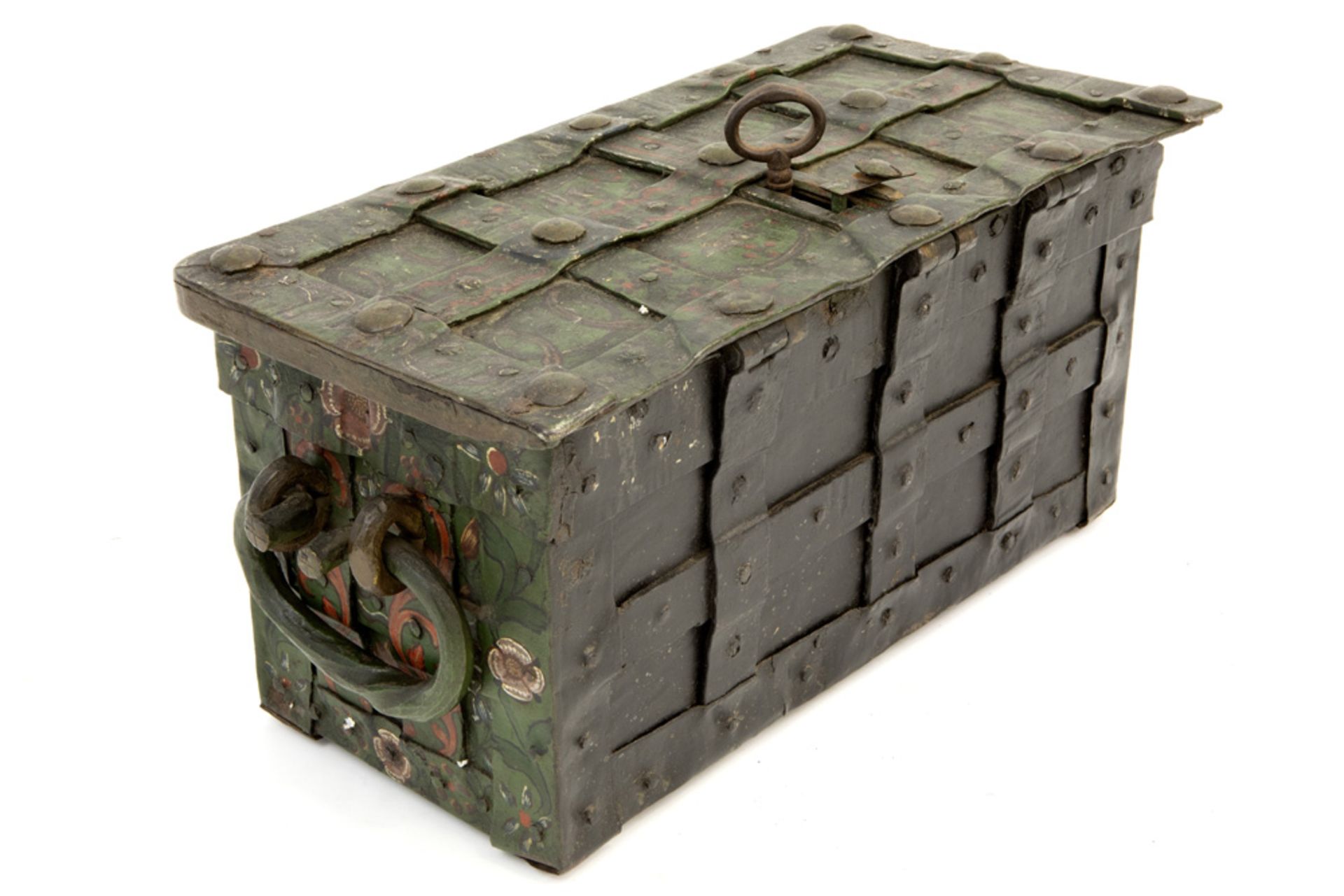 because of the small size rare 17th Cent. money chest/box in iron with its original well preserved - Image 2 of 7