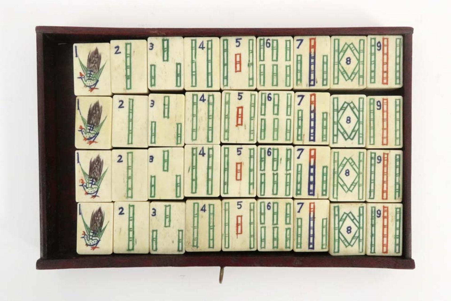 'antique' Chinese mahjong game with pieces partially in ivory in its box with drawers and with brass - Bild 4 aus 7