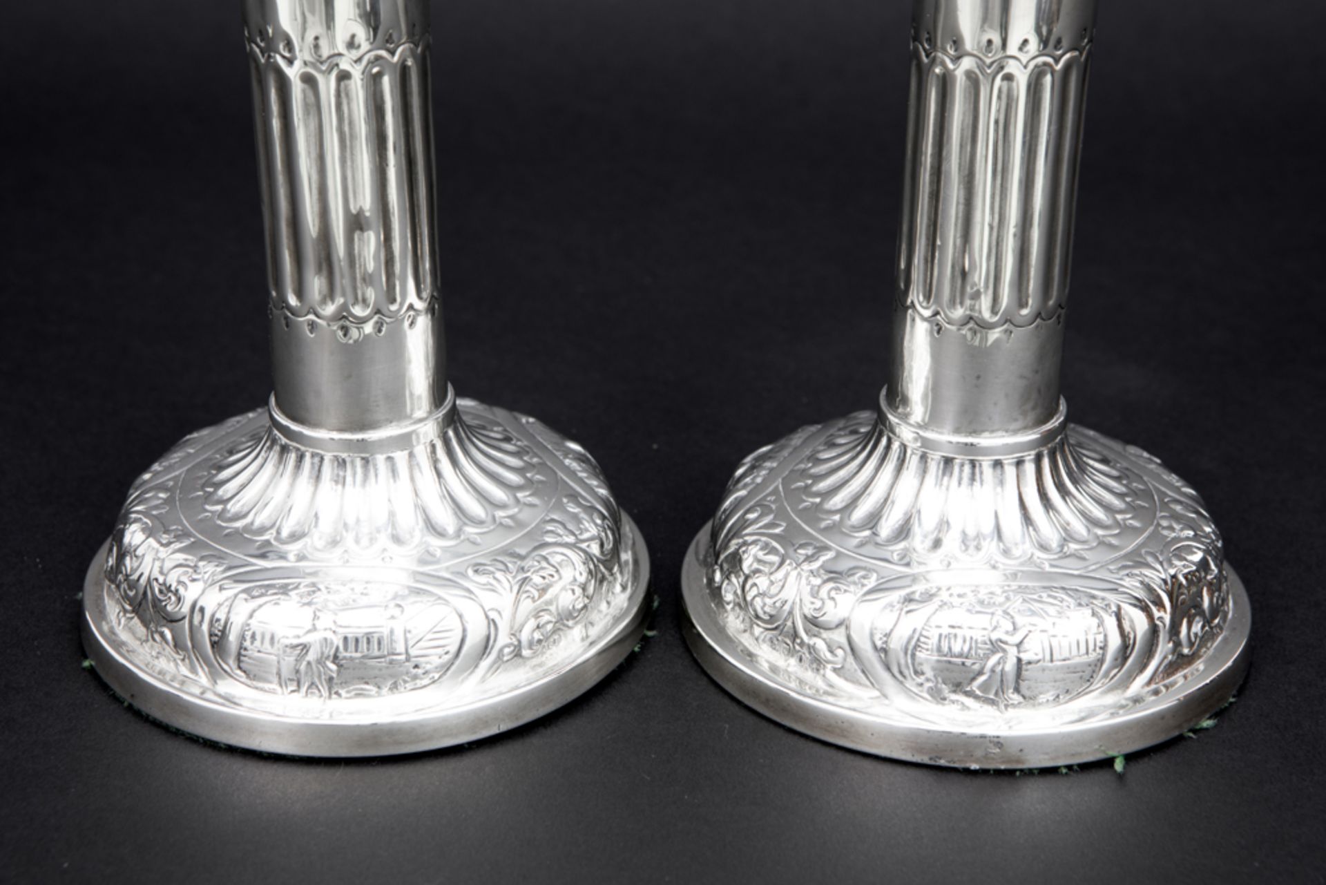 pair of antique English candlesticks in marked and John Septimus Beresford signed silver || JOHN - Bild 3 aus 5