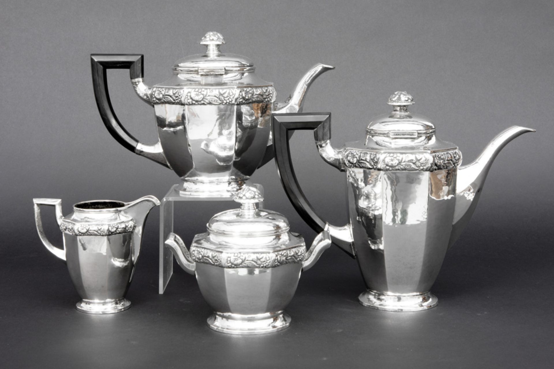 German Art Deco-coffee set in marked and Bruckmann & Söhne signed silver || BRUCKMANN & SÖHNE - Image 3 of 4