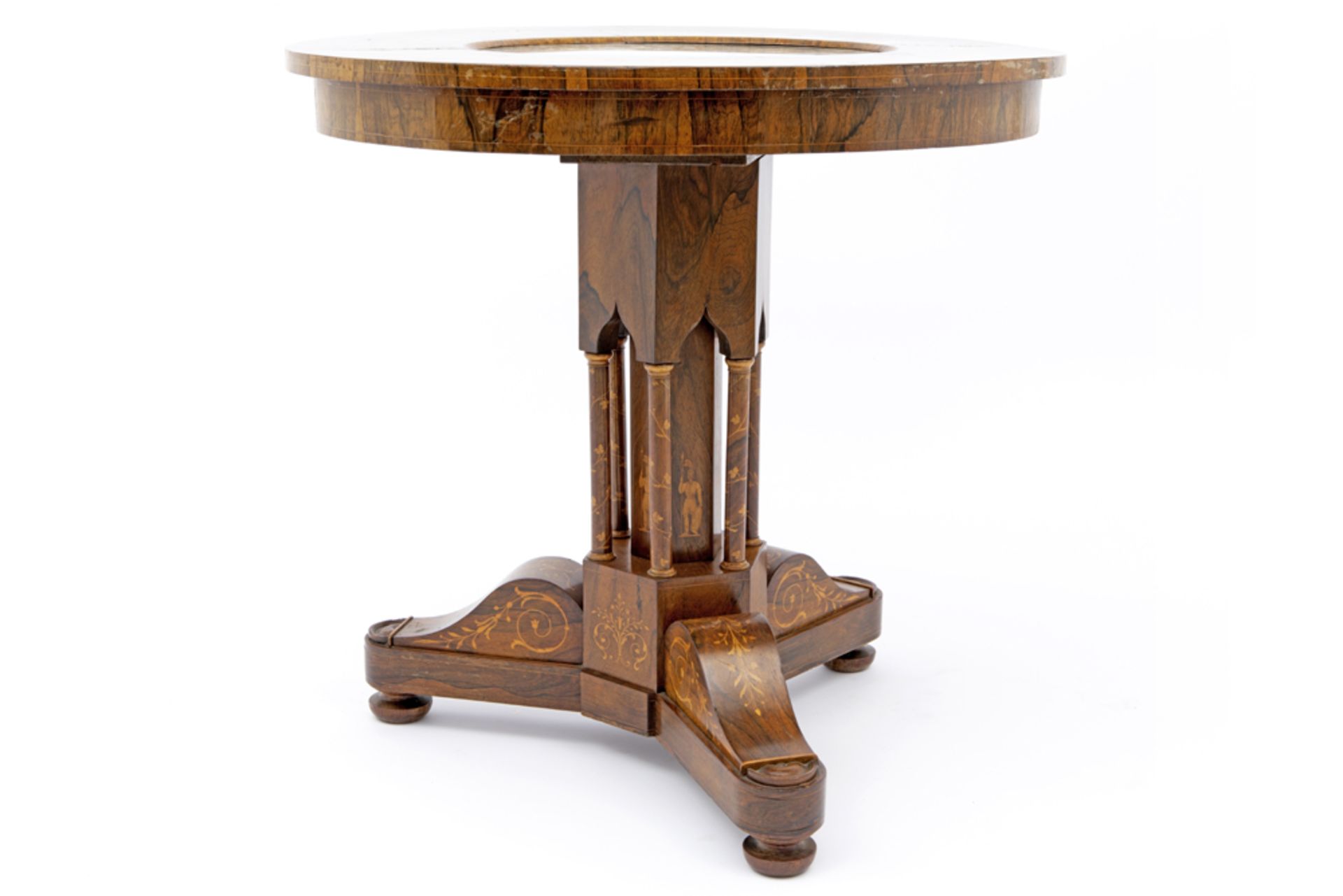 early 19th Cent. French Charles X period neoclassical table in marquetry with an oval top with a