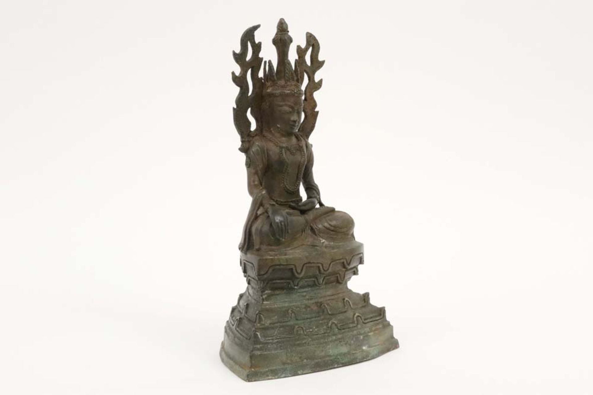 oriental "Buddha" sculpture in bronze || Oosterse sculptuur in brons : "Boeddha" - hoogte en breedte - Image 3 of 4