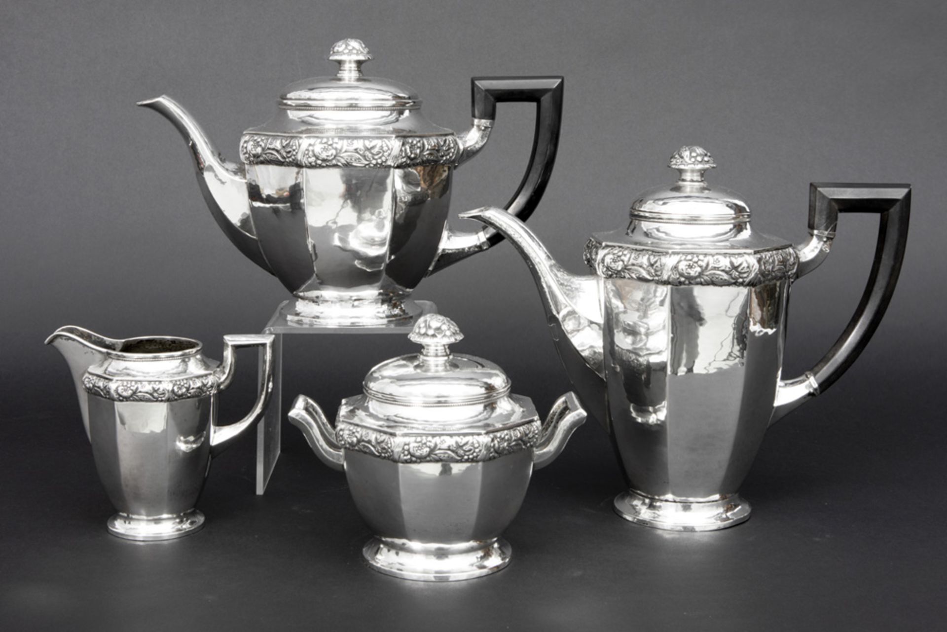 German Art Deco-coffee set in marked and Bruckmann & Söhne signed silver || BRUCKMANN & SÖHNE