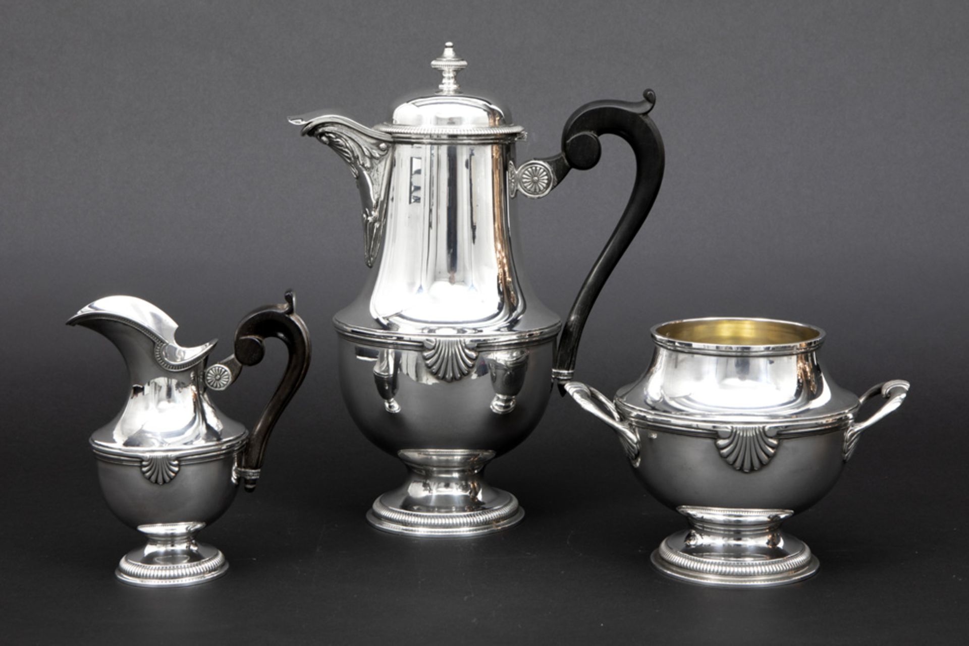 3pc French "Gombert & Bibollet" signed coffee set in marked silver || GOMBERT & BIBOLLET (Parijs